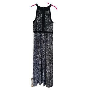 White House Black Market Womens Sz 6 Black & White Print Sleeveless Maxi Dress